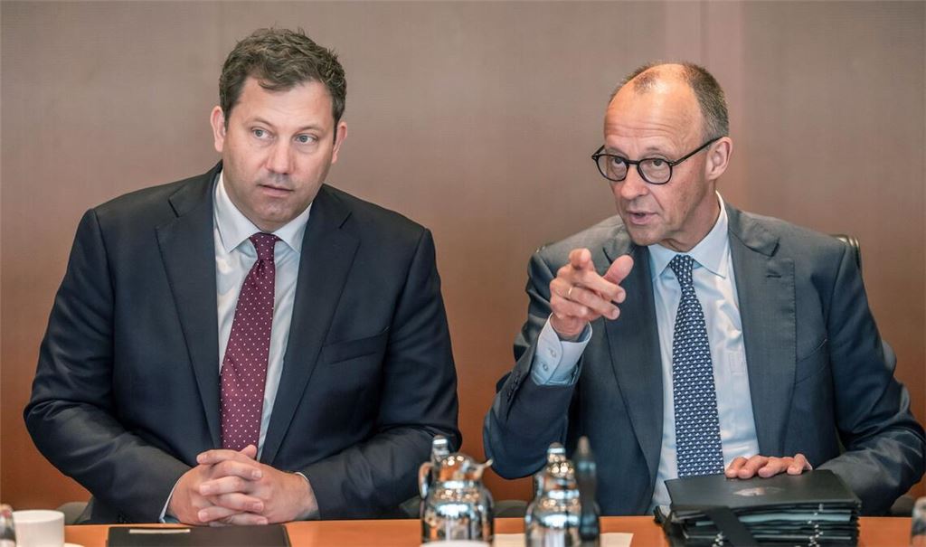 "Business as usual" in der Kabinettssitzung. Aber eine kleine Ansprache zum Jahrestag gab es dann doch.