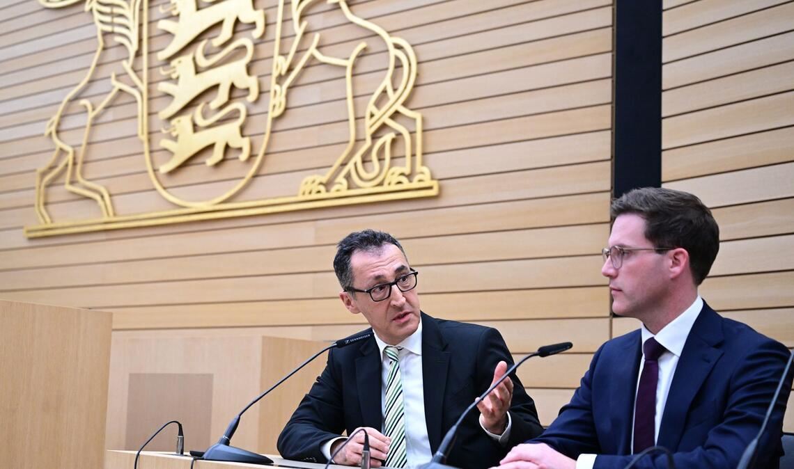 CDU und Grüne um Cem Özdemir (links) und Manuel Hagel wollen am Donnerstag erneut Gespräche führen. (Archivbild)