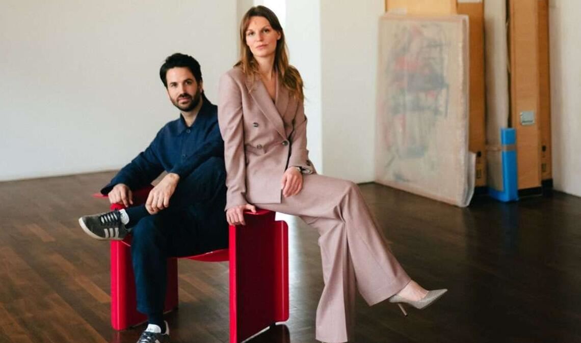 Carla Benzing (rechts) und Simon Nalbatow sind mit ihrer Galerie Parri Blank am 18. und 19. April erstmals beim Galerienrundgang Stuttgart dabei.