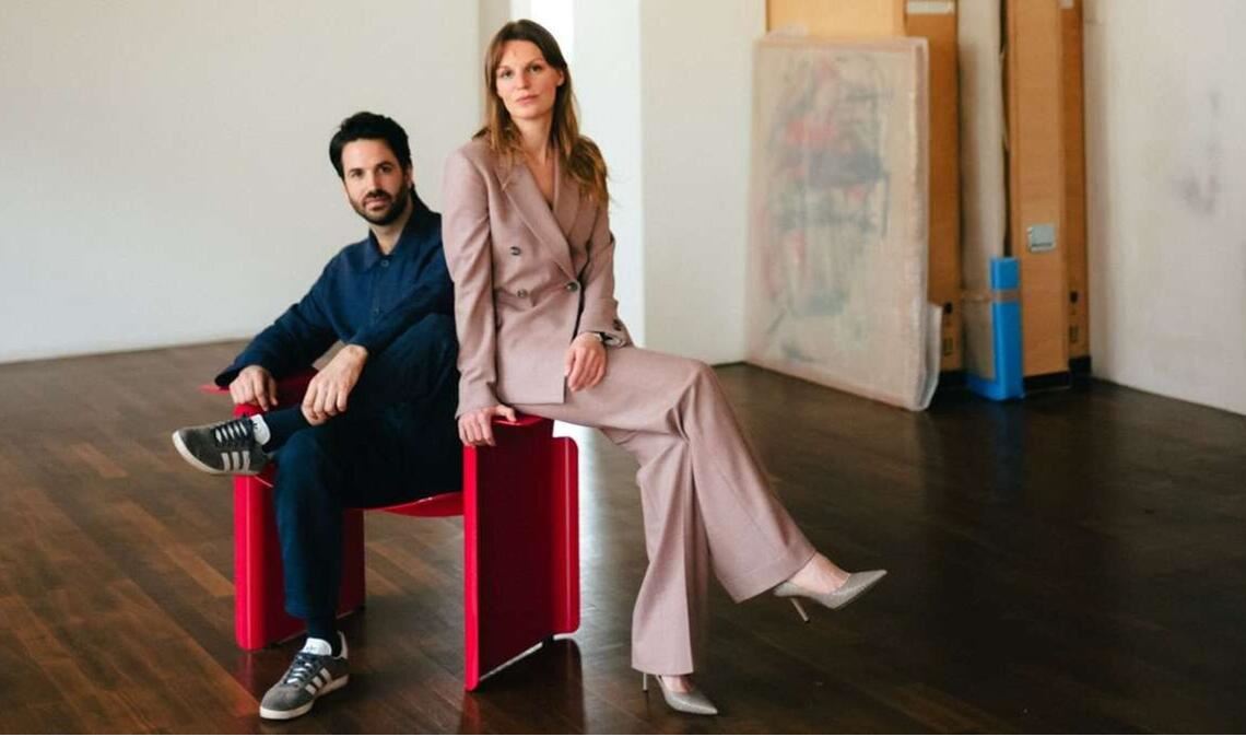 Carla Benzing und Simon Nalbatow zeigen aktuelle Kunst und laden zum Gespräch bei „Coffee & Croissants“