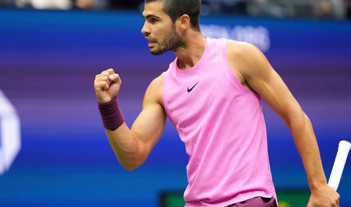 Vor Trump: Alcaraz dank US-Open-Triumph Nummer eins der Welt Carlos Alcaraz musste erst gegen Jannik Sinner seinen ersten Satzverlust im Turnier hinnehmen.