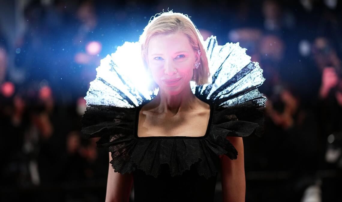 Cate Blanchett posiert für Fotografen bei der Ankunft zur Premiere des Films "Paper Tiger" bei den 79. Internationalen Filmfestspielen in Cannes.
