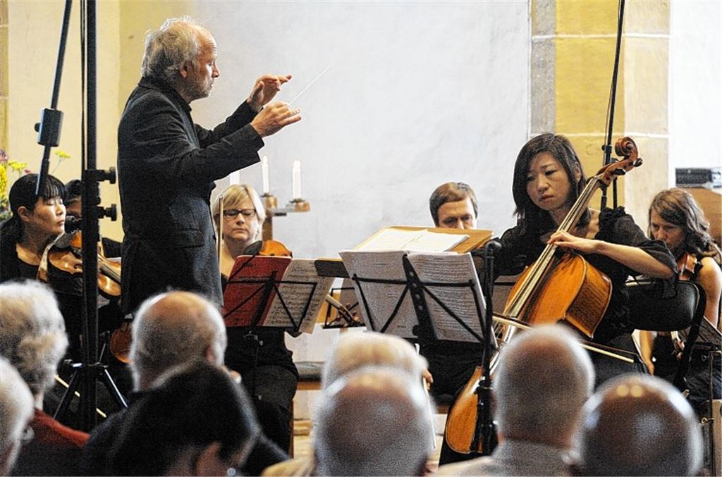 Cellistin Chihiro Saito überzeugt mit Virtuosität und ihrer nuancenreichen Interpretation.