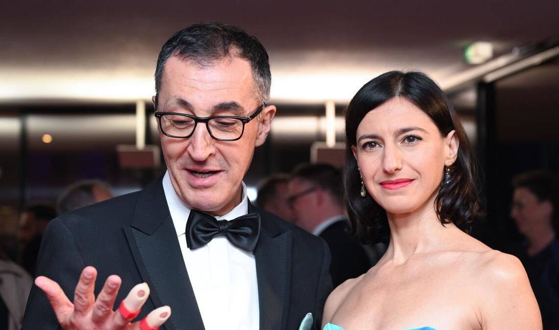 Cem Özdemir mit seiner Partnerin Falvia Zaka