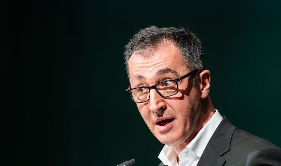 Cem Özdemir spricht in einem Interview Klartext.