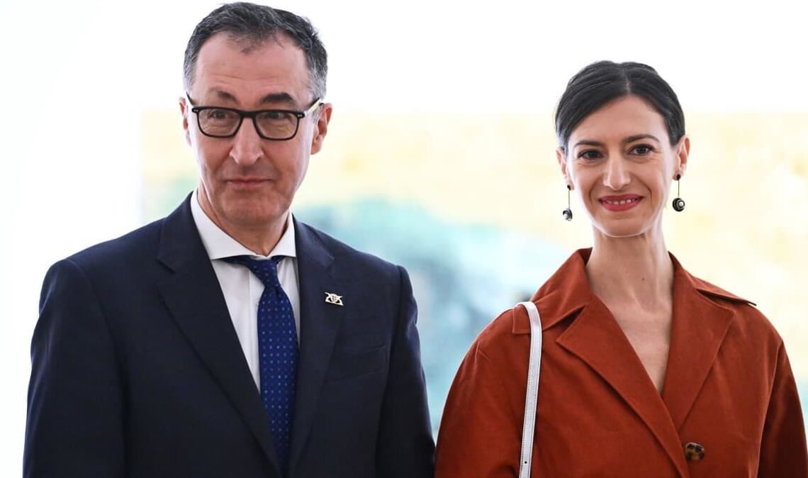 Cem Özdemir und seine Frau Flavia Zaka.