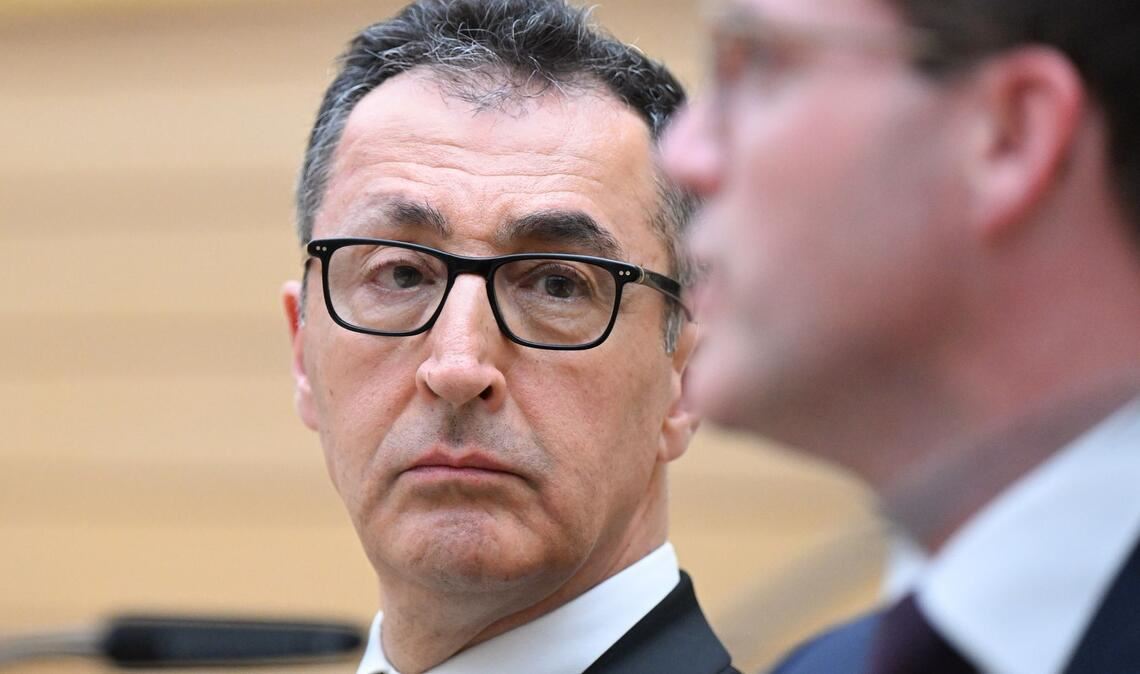 Cem Özdemir will mit Manuel Hagel offizielle Gespräche über eine Regierungszusammenarbeit führen.