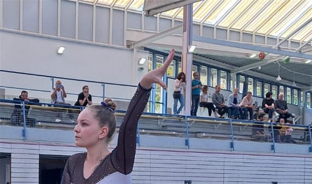 Chantal Schneider von der TB Wilferdingen zeigt ihr Können. Foto: Kiefer