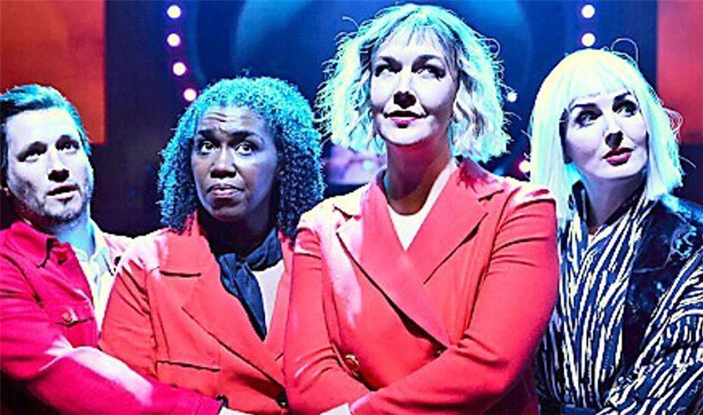 „Chaos“-Darsteller (von li.): Philipp Nicklaus als Mista, Olivia Johnson als Sista, Ida Ränzlöv als Perla, Lea Sophie Salfeld als Angel.