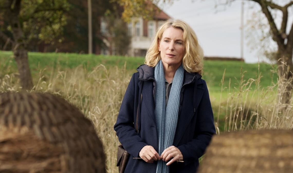 Charlotte Lindholm (Maria Furtwängler) bei den Ermittlungen.