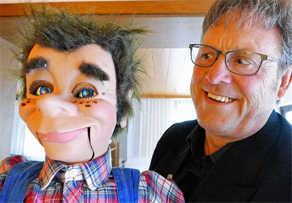 Frech in mehreren Rollen gleichzeitig