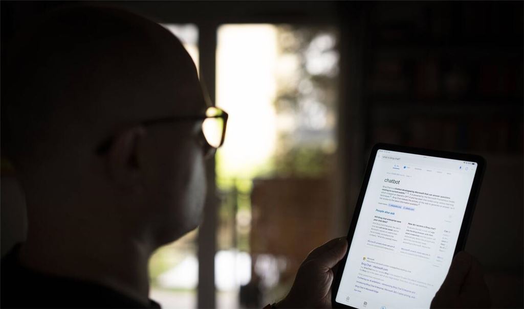 Chatbots können bei persönlichen Problemen hilfreich sein – aber auch gefährlich werden.