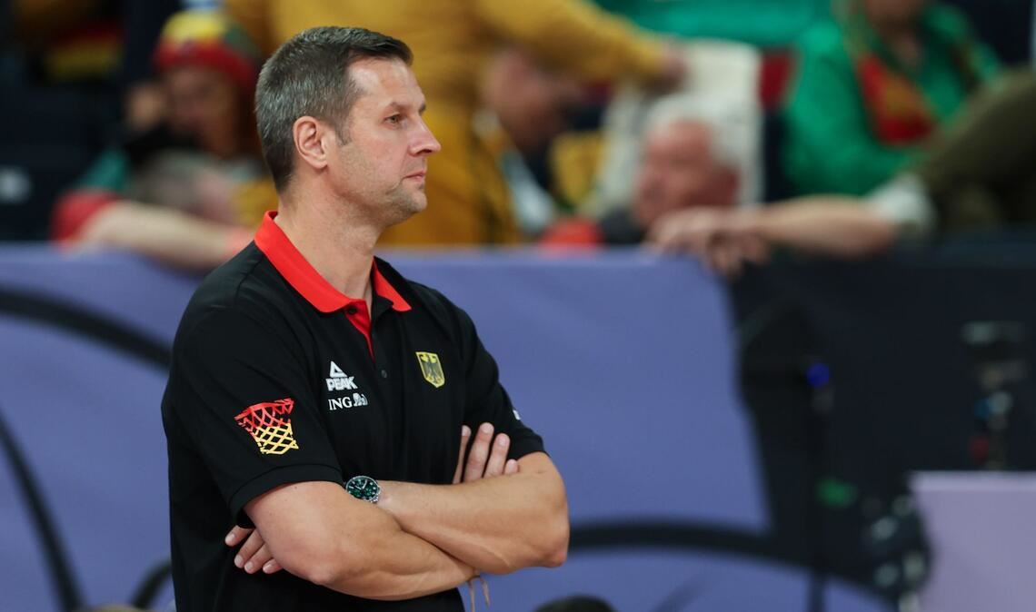 "Super gemacht": Aushilfstrainer lässt Basketballer jubeln Chef für mindestens ein Spiel: Alan Ibrahimagic.