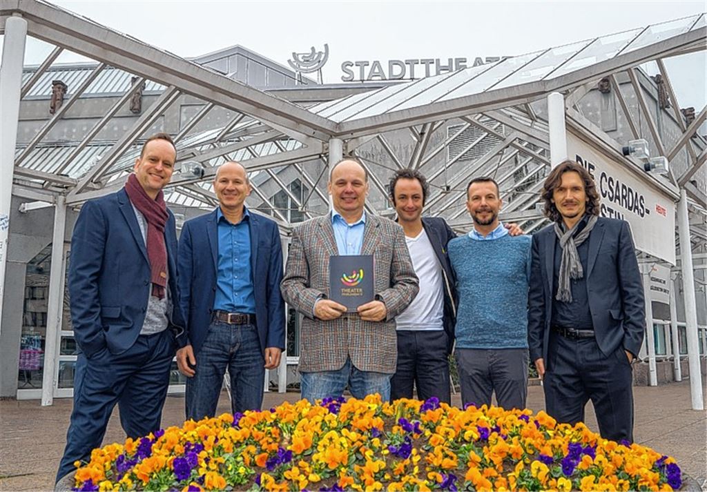 Weniger Theatergänger, mehr Umsatz