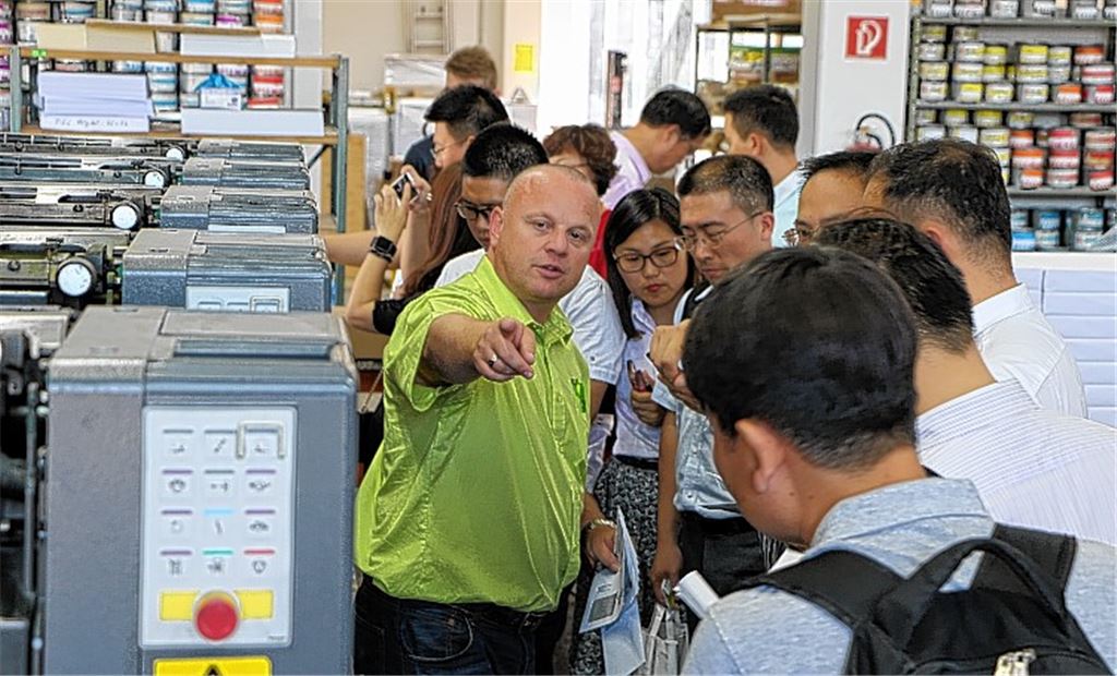 Chinesen bei der Elser-Gruppe