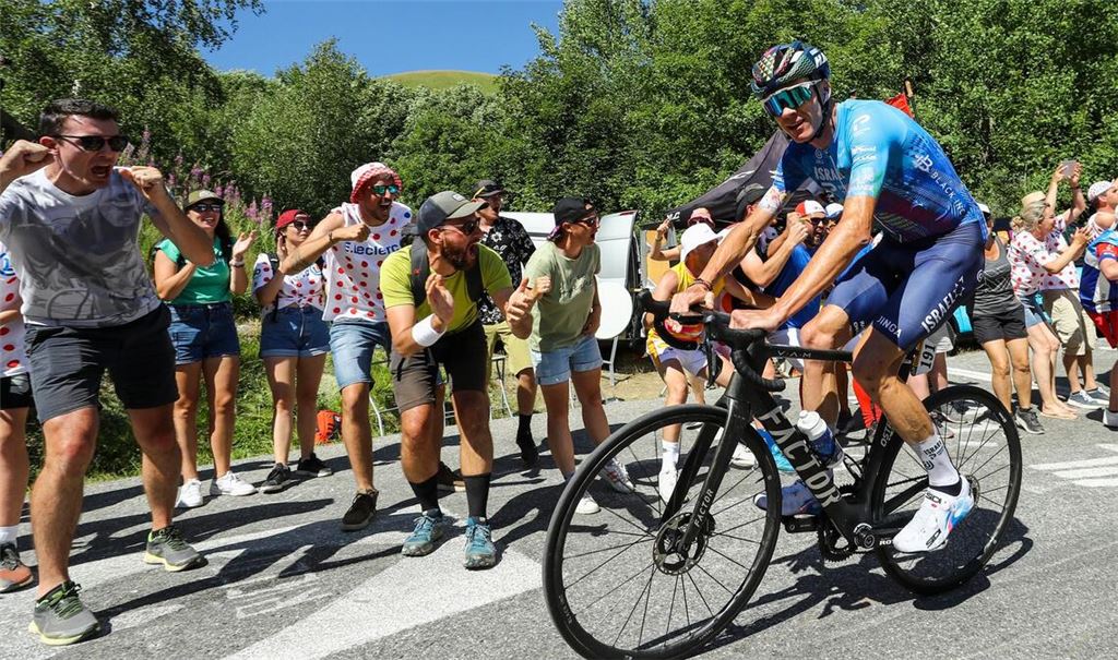 Chris Froome hat bei einem Trainingsunfall mehrere Knochenbrüche erlitten. (Archivbild)