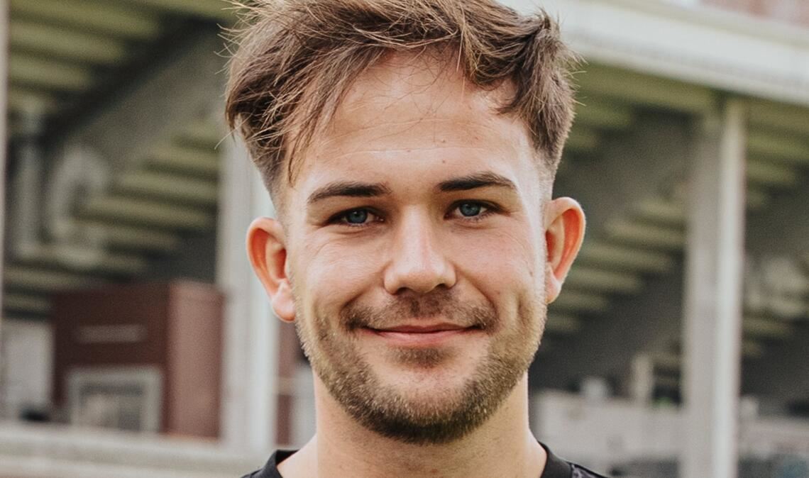 Christian Dobrick kritisiert den Fußball.