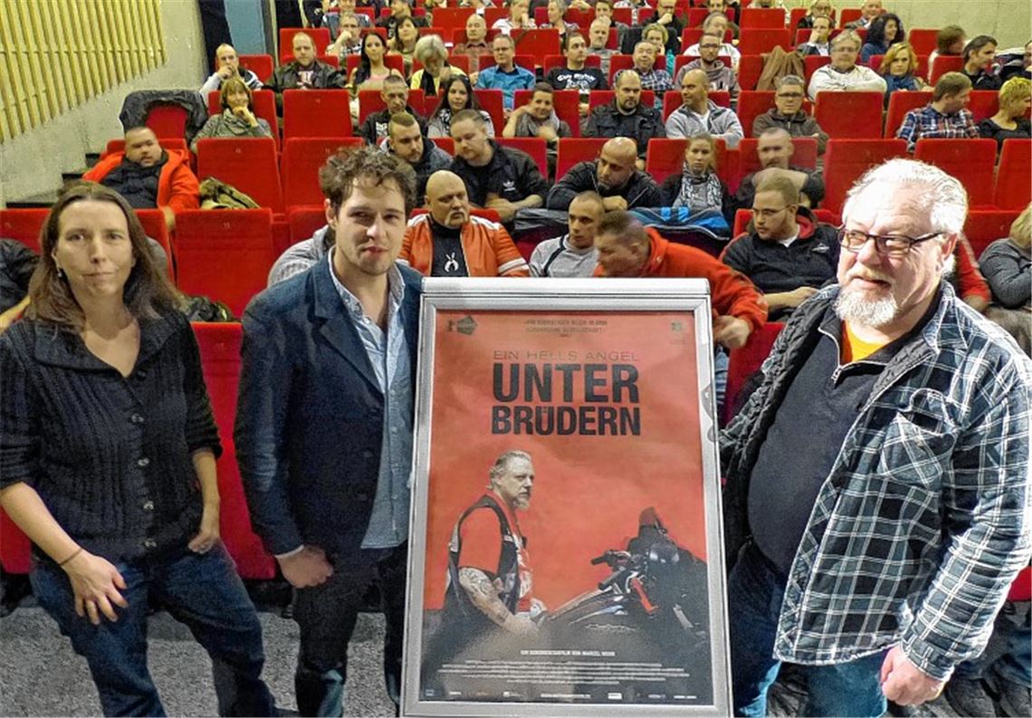 Christine Müh, Geschäftsführerin des Kommunalen Kinos, Regisseur Marcel Wehn und der ehemalige Hells Angel Lutz Schelhorn (v. li.). Foto: Roth