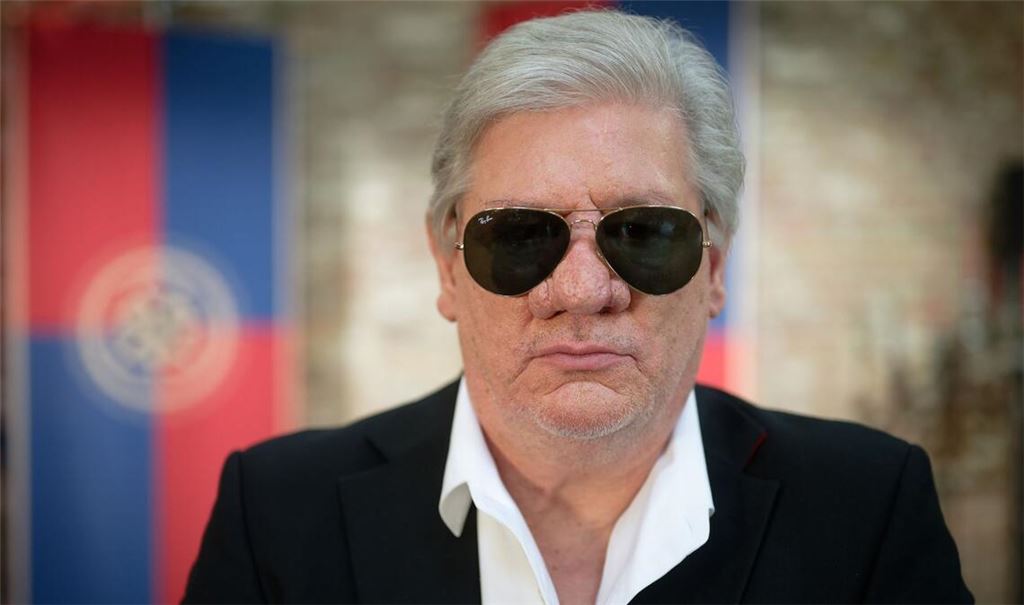 Claude-Oliver Rudolph ist mit dabei.