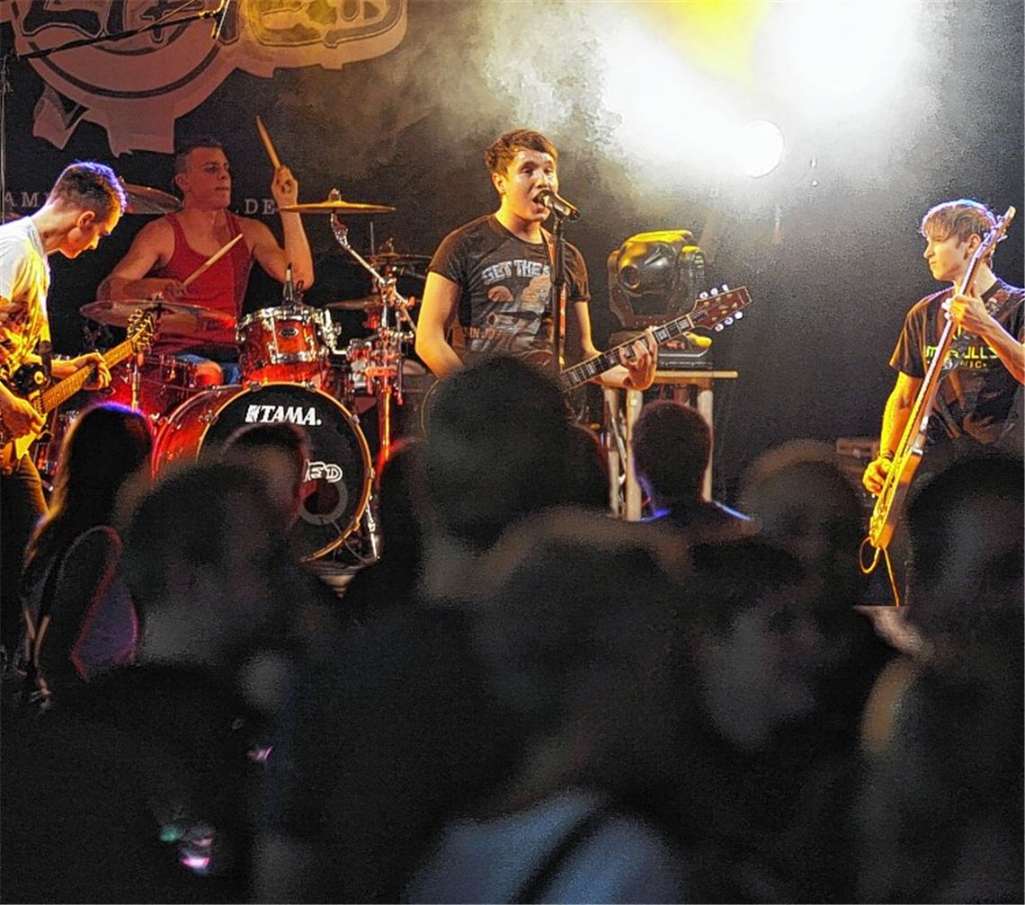 Cover-Rock und eigene Stücke spielt die Band Mutwillig beim „Rocktober“ des MC Skyra Freudenstein.
