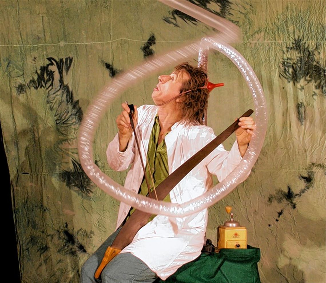 Verrückter Professor macht Theater