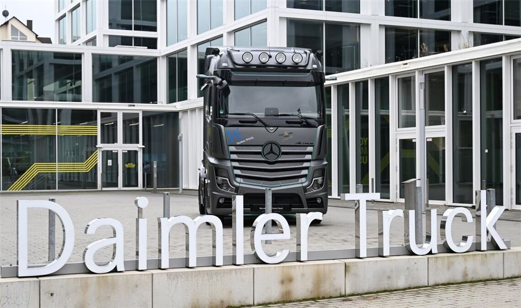 Daimler Truck verzeichnet Gewinneinbruch im vergangenen Jahr. (Archivbild)