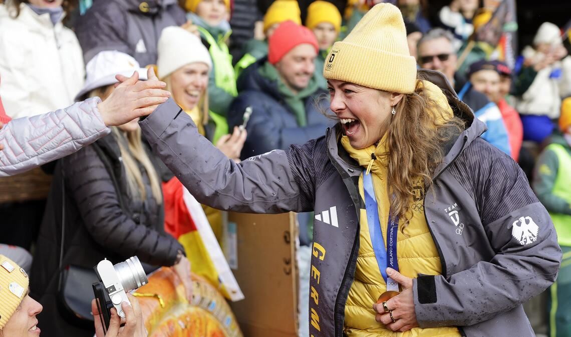 Daniela Maier genießt ihren Erfolg bei den Winterspielen, peilt aber schon die nächsten Ziele an.