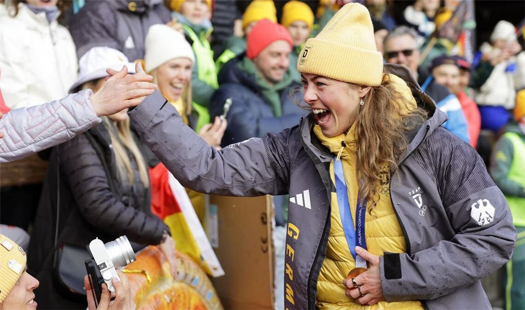 Daniela Maier genießt ihren Erfolg bei den Winterspielen, peilt aber schon die nächsten Ziele an.