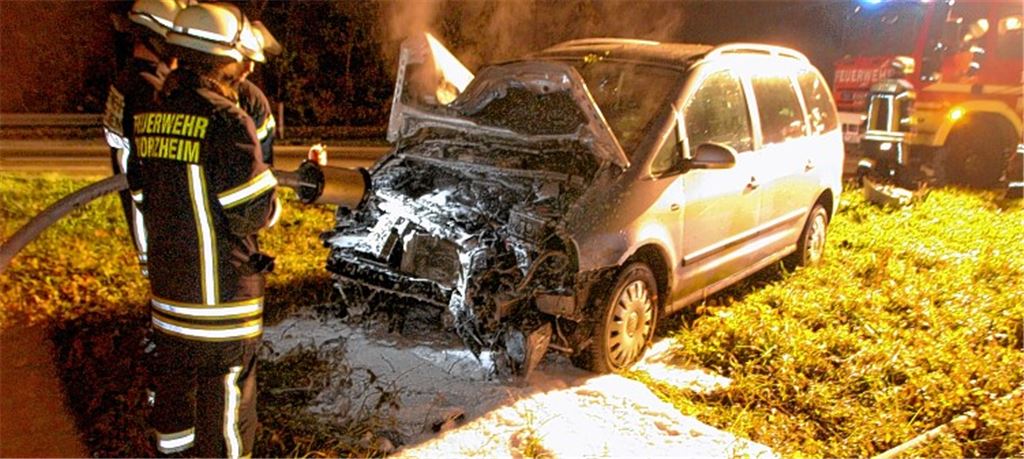 Ampel aus der Verankerung gerissen