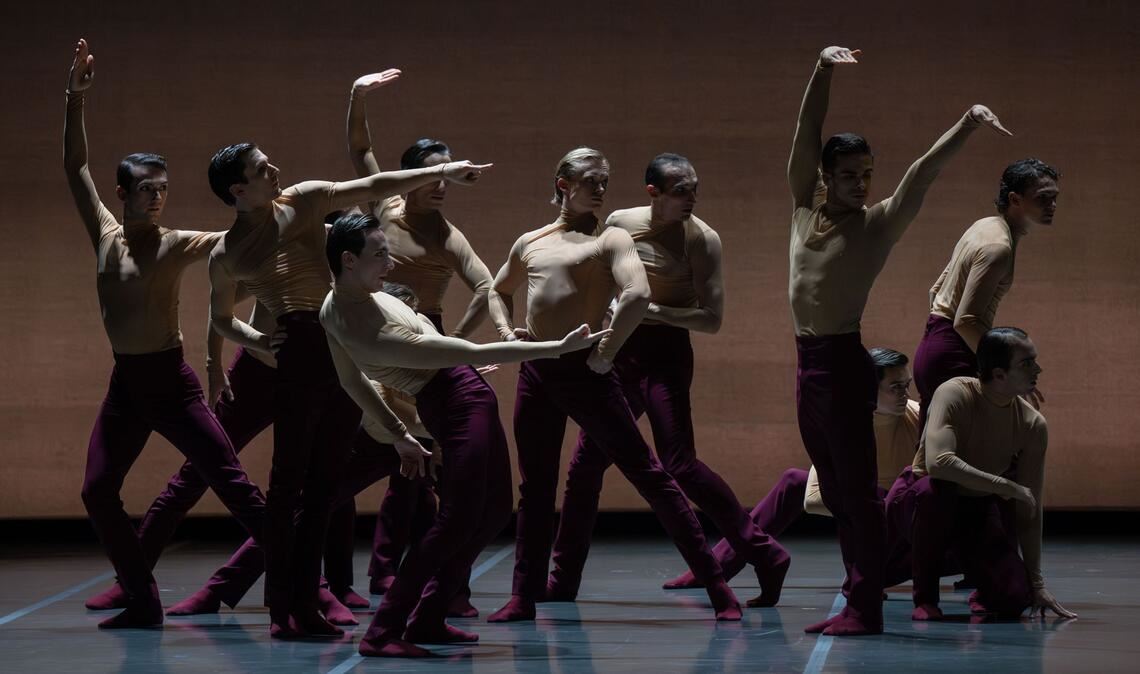 Das Ballett aus Toulouse hat Edward Clugs „Don Juan“ mit dabei und zeigt den Macho gleich zwölffach.