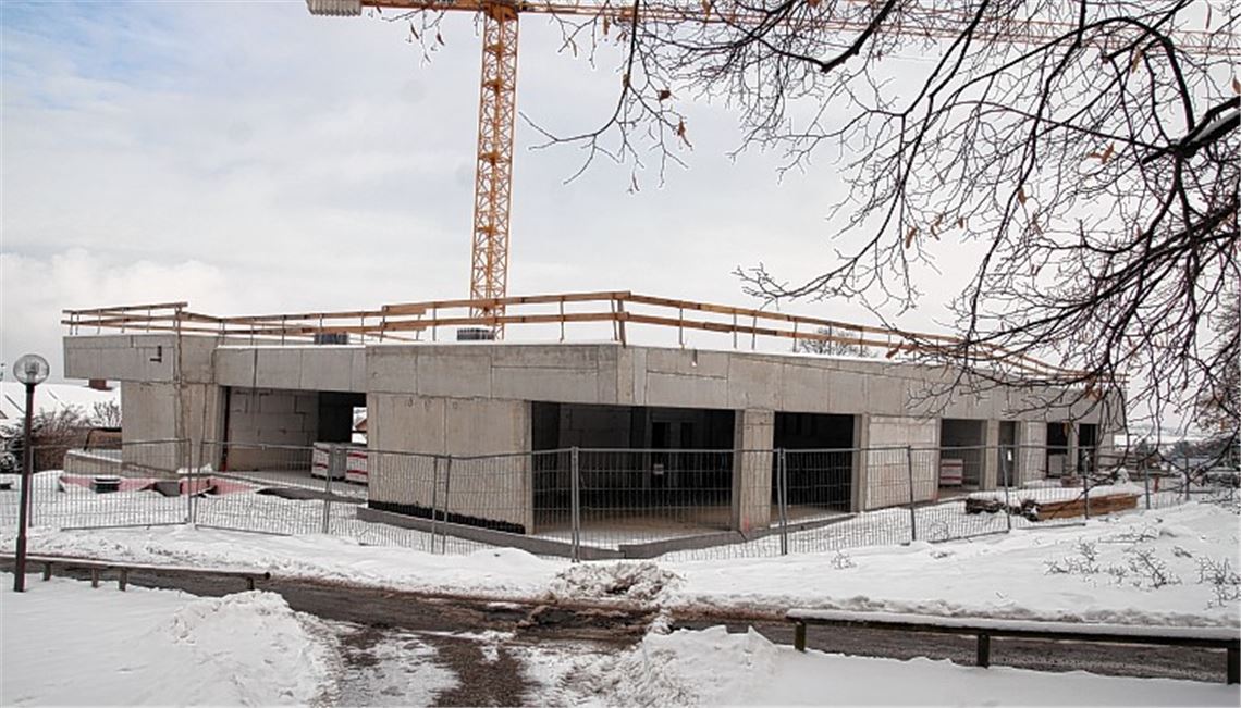 Das Bildungszentrum in der Nähe der Heckengäuschule in Wiernsheim soll bis Herbst eingeweiht werden. Das Gebäude wird multifunktionell genutzt.