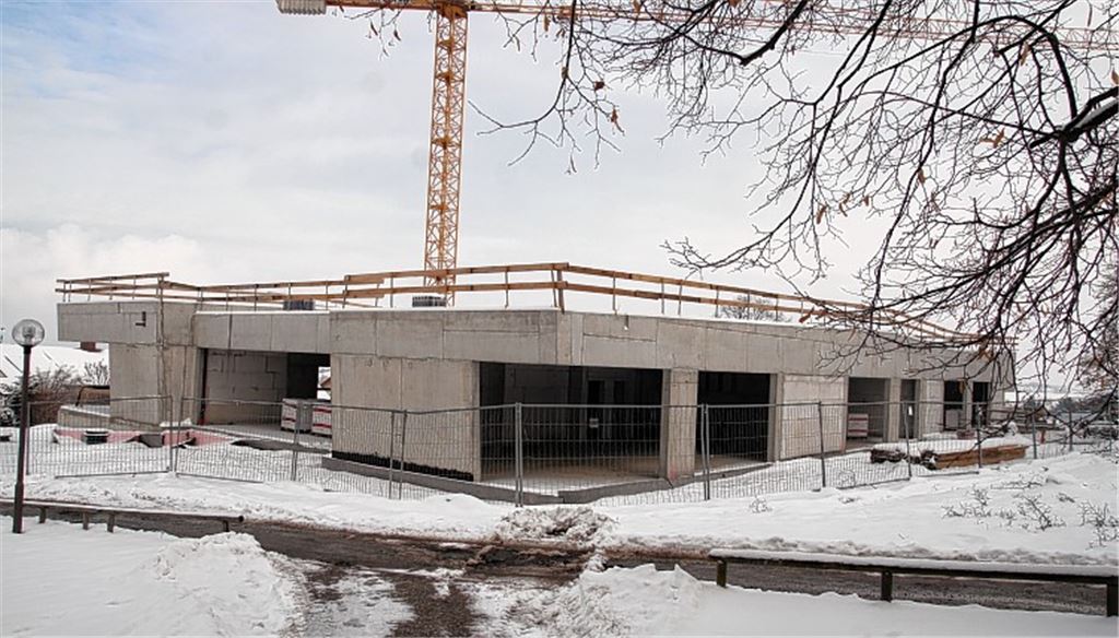 Das Bildungszentrum in der Nähe der Heckengäuschule in Wiernsheim soll bis Herbst eingeweiht werden. Das Gebäude wird multifunktionell genutzt.