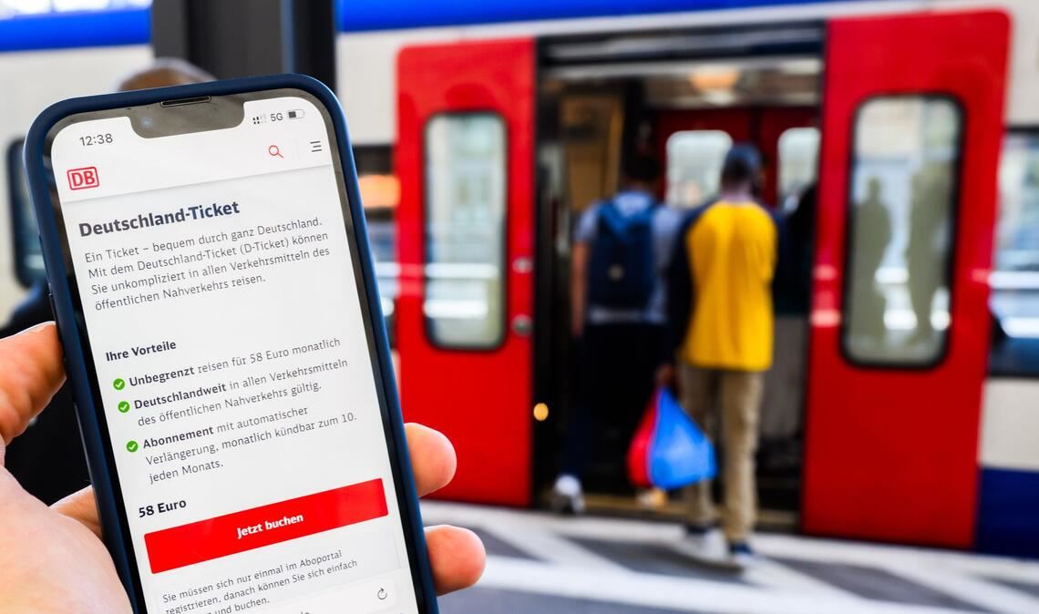 Das Deutschlandticket macht den Nahverkehr attraktiv, es wird aber teurer. (Symbolbild)