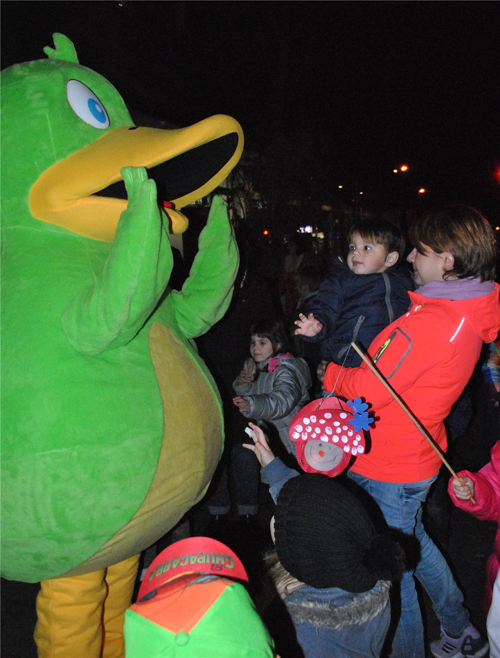 Das Enzle wurde von den Besuchern dicht umlagert. Foto: Stahlfeld