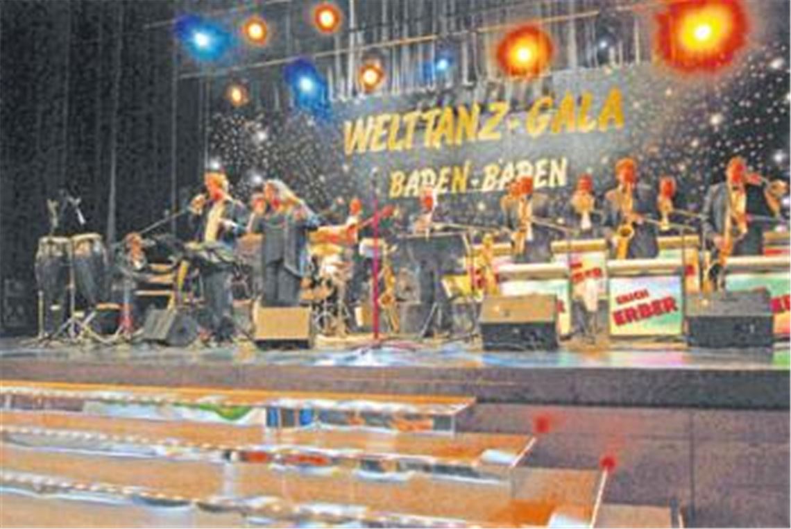 Das Erich Erber Tanz- und Showorchester ist schon mehrmals bei der Welttanz-Gala in Baden-Baden aufgetreten, zuletzt im November. Foto: privat