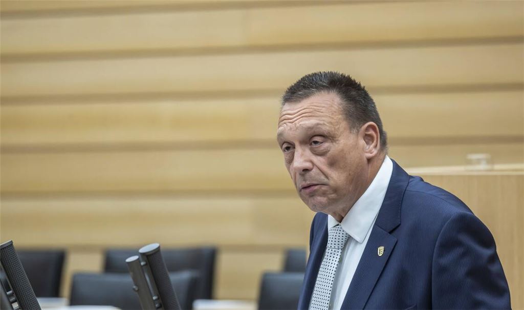 Das Ermittlungsverfahren wegen Volksverhetzung gegen den AfD-Landtagsabgeordneten Bernhard Eisenhut ist eingestellt worden.