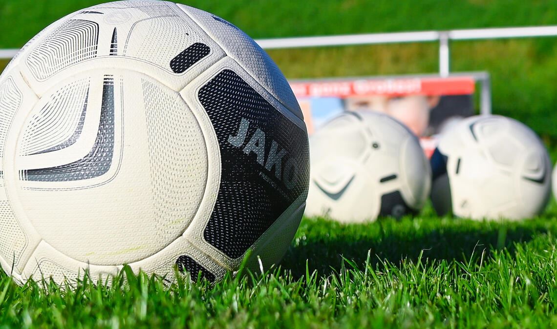 Das Eröffnungsspiel der Verbandsliga bestreiten der VfB Bretten und der GU-Türk. SV Pforzheim am Freitag. Symbolfoto: Schüller