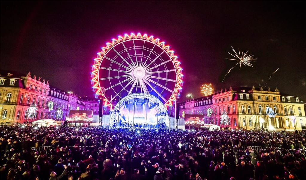 Das Fest zum Jahreswechsel auf dem Schlossplatz war gut besucht. Eine Wiederholung ist geplant.