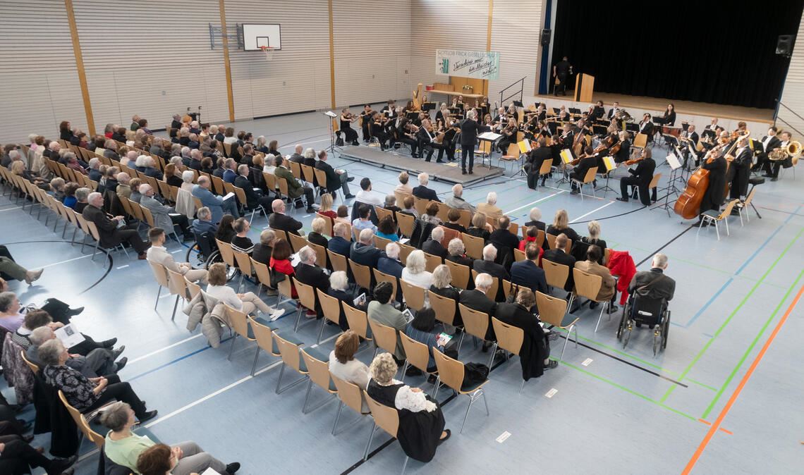 Frick-Gesellschaft feiert Richard Wagner Das Festkonzert der Gottlob-Frick-Gesellschaft lockt die Klassikfans dieses Mal in die Gräfin-Rhena-Halle nach Bauschlott.Fotos (3): Fotomoment