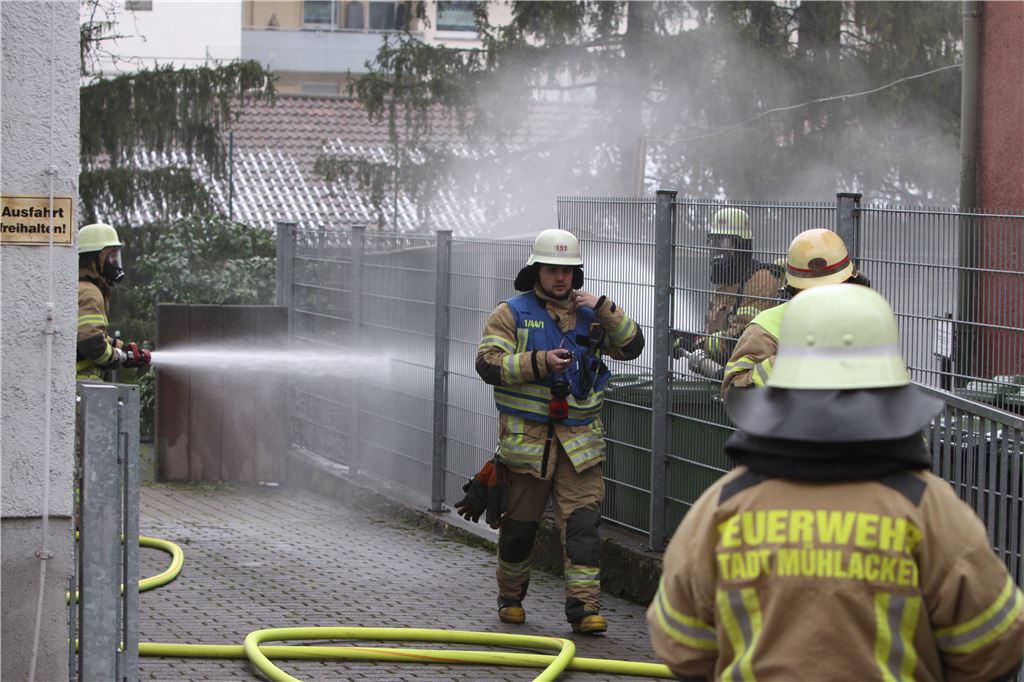 Das Feuer ist schnell gelöscht. Foto: Disselhoff