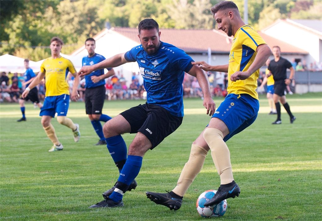 Das Finale zwischen Lomersheim und Enzberg sehen rund 300 Fans.Foto: Fotomoment