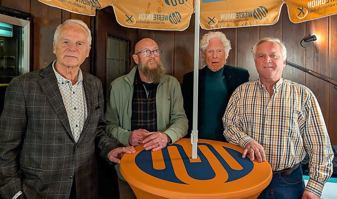 Das Führungsteam der „WerteUnion“ in der Region (v.li.): die Beisitzer Professor Erich Burrer und Hans Bäzner, der Vorsitzende des Kreisverbands, Frank Straub, und sein Vize Wolfgang Günthner. Foto: privat