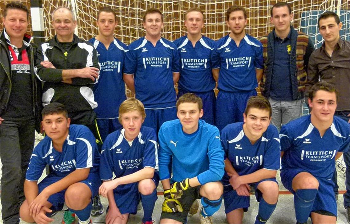 Das Fußballteam der Schiedsrichtervereinigung Pforzheim Foto: privat