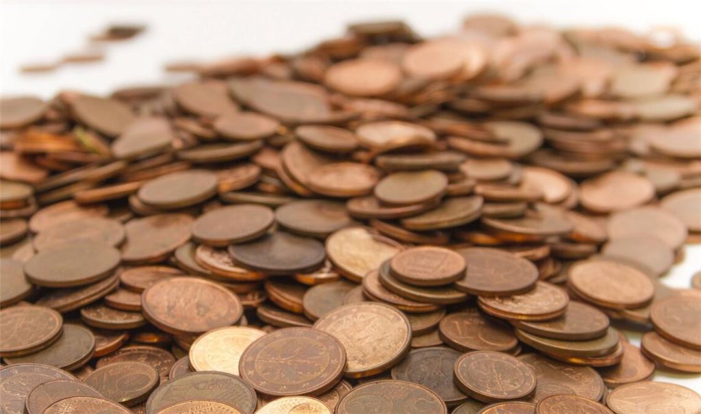 Das Geld sitzt den Deutschen nicht mehr so locker wie früher. Die Wohlstandsbasis schmilzt ab.