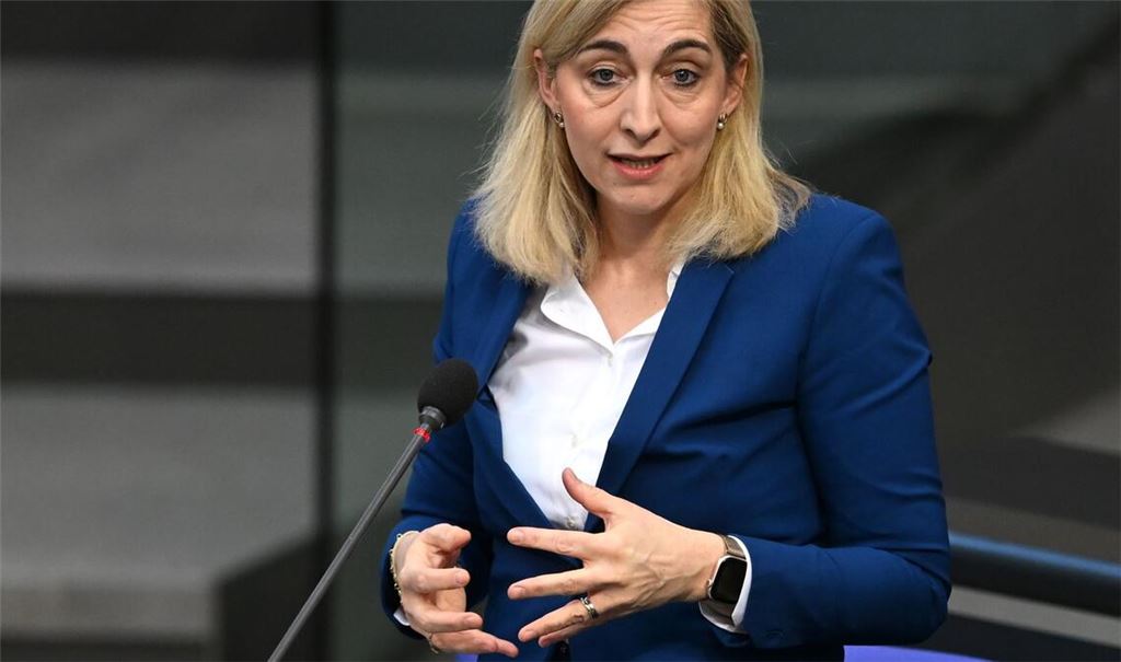 Das Gesundheitsministerium erwartet eine größere Finanzlücke bei den Kassen 2027. (Archivbild)