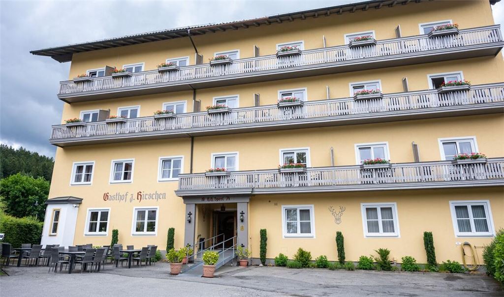 Das "Hotel zum Hirschen" in der Oberpfalz hat mit einer Äußerung zu Juden für Fassungslosigkeit gesorgt.