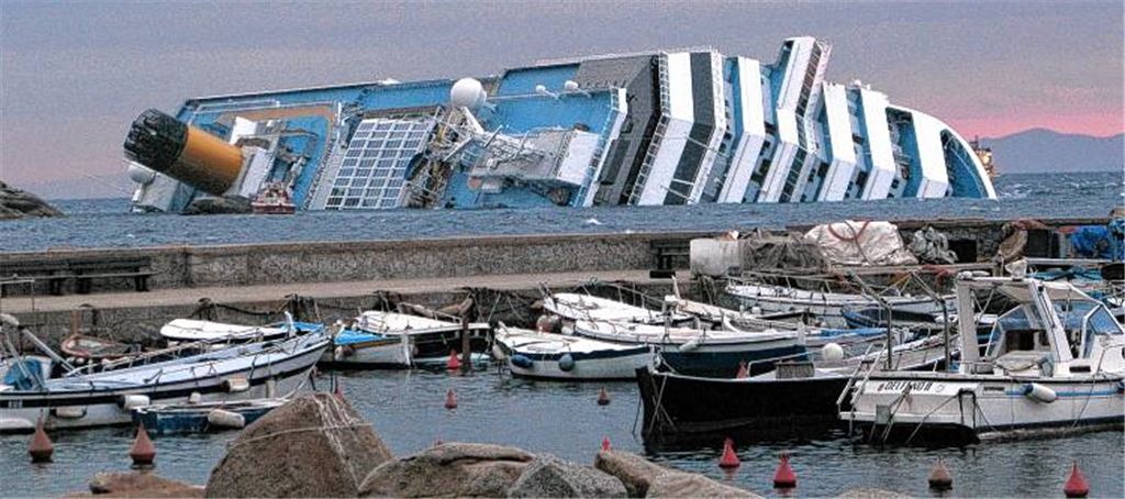 Das Kreuzfahrtschiff „Costa Concordia“ ist gekentert. Zu den Schiffbrüchigen, die sich in einem Rettungsboot an Land retten, gehören Enzo Stefanello und Svetlana Krsmanovic-Stefanello.