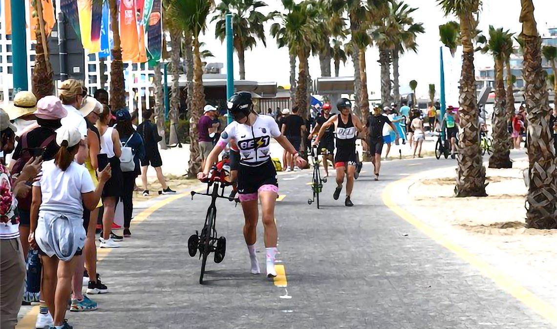 Mühlacker Triathlon-Talent kämpft mit Covid-Folgen Das Mühlacker Triathlon-Talent beim Ironman 70.3 in Dubai vor einer Woche. Foto: privat