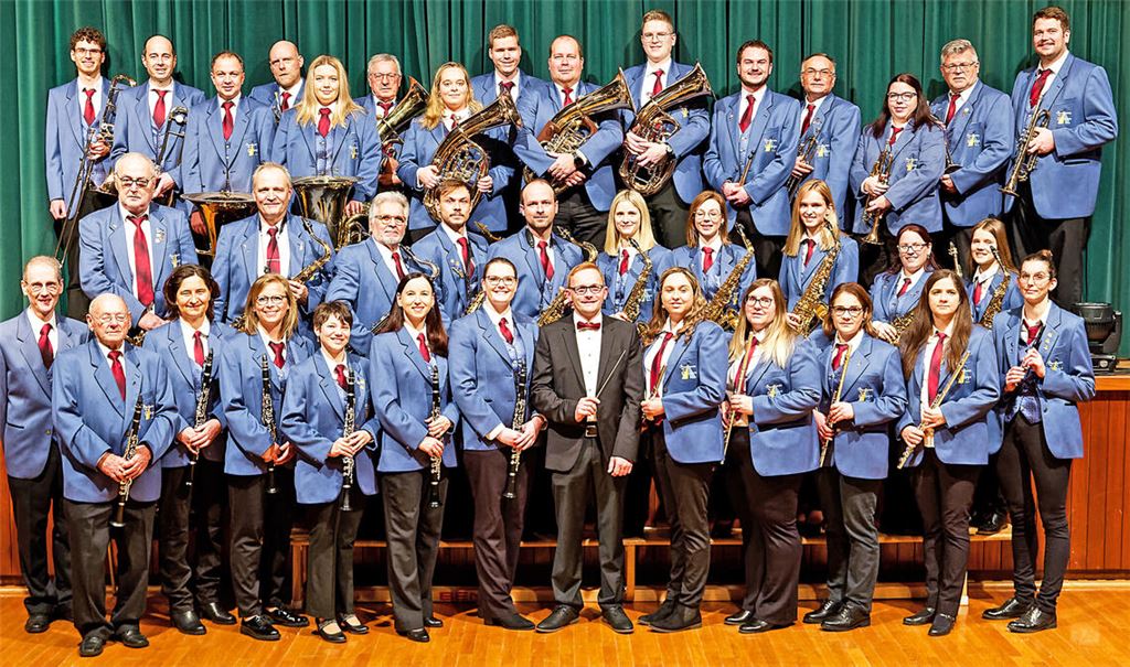 Das Orchester mit seinem Dirigenten Christian Werner hat im Jubiläumsjahr einen vollen Terminkalender. Los geht‘s mit dem Festakt am Freitag, 21. März, mit geladenen Gästen. Fotos: MV Illingen