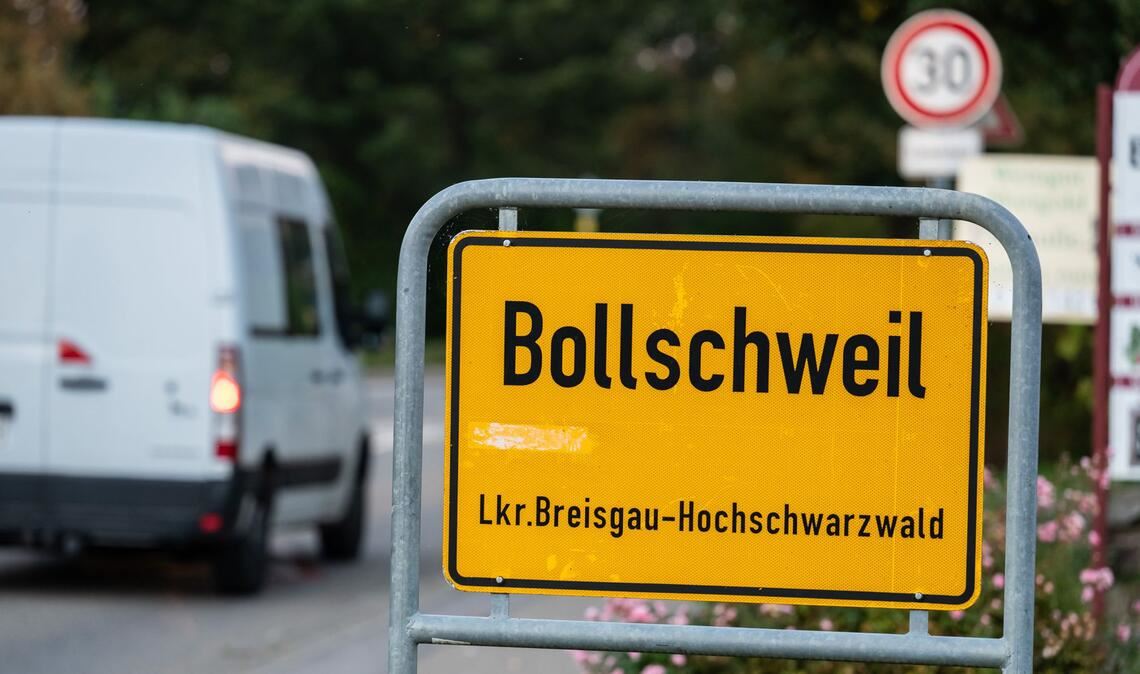 Das Ortsschild von Bollschweil.